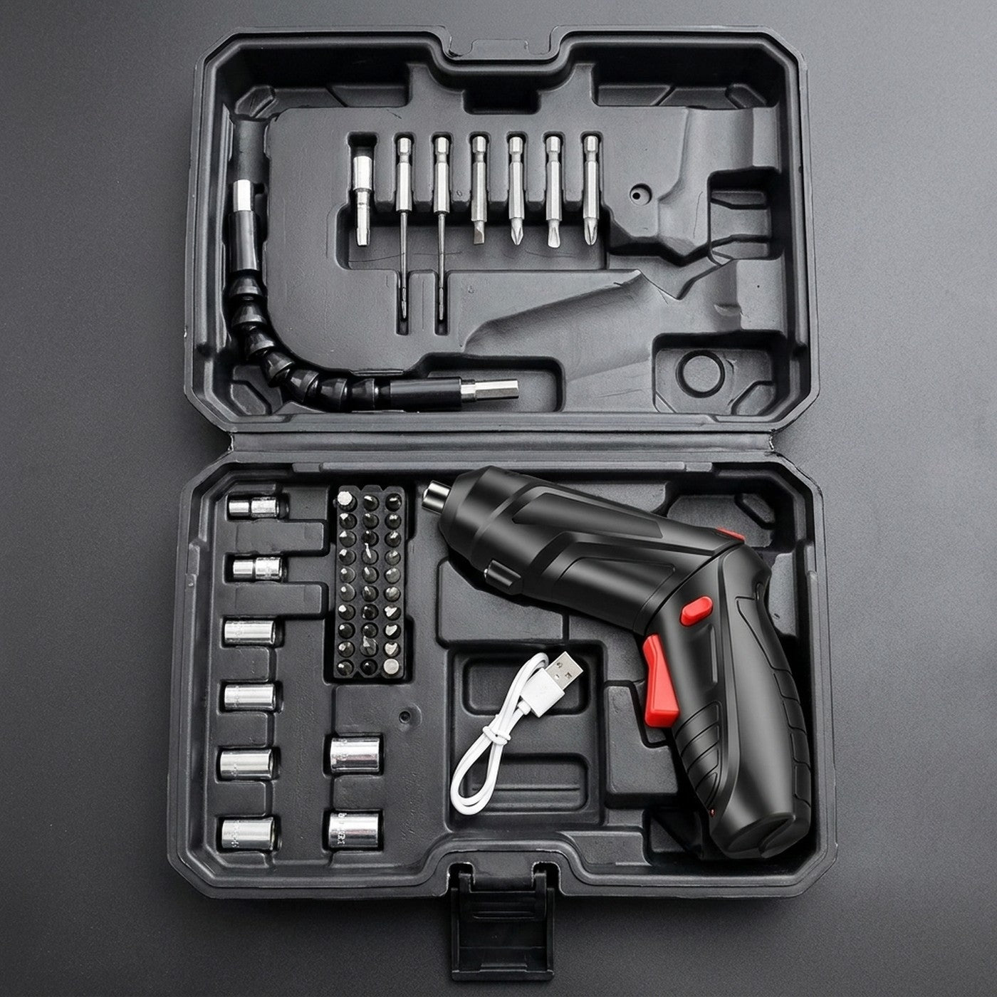 Estuche rigido con puntas, dados y extension flexible